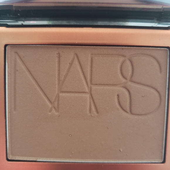 NARS Bronzing Powder .28 oz Laguna Talc - Picture 7 of 7